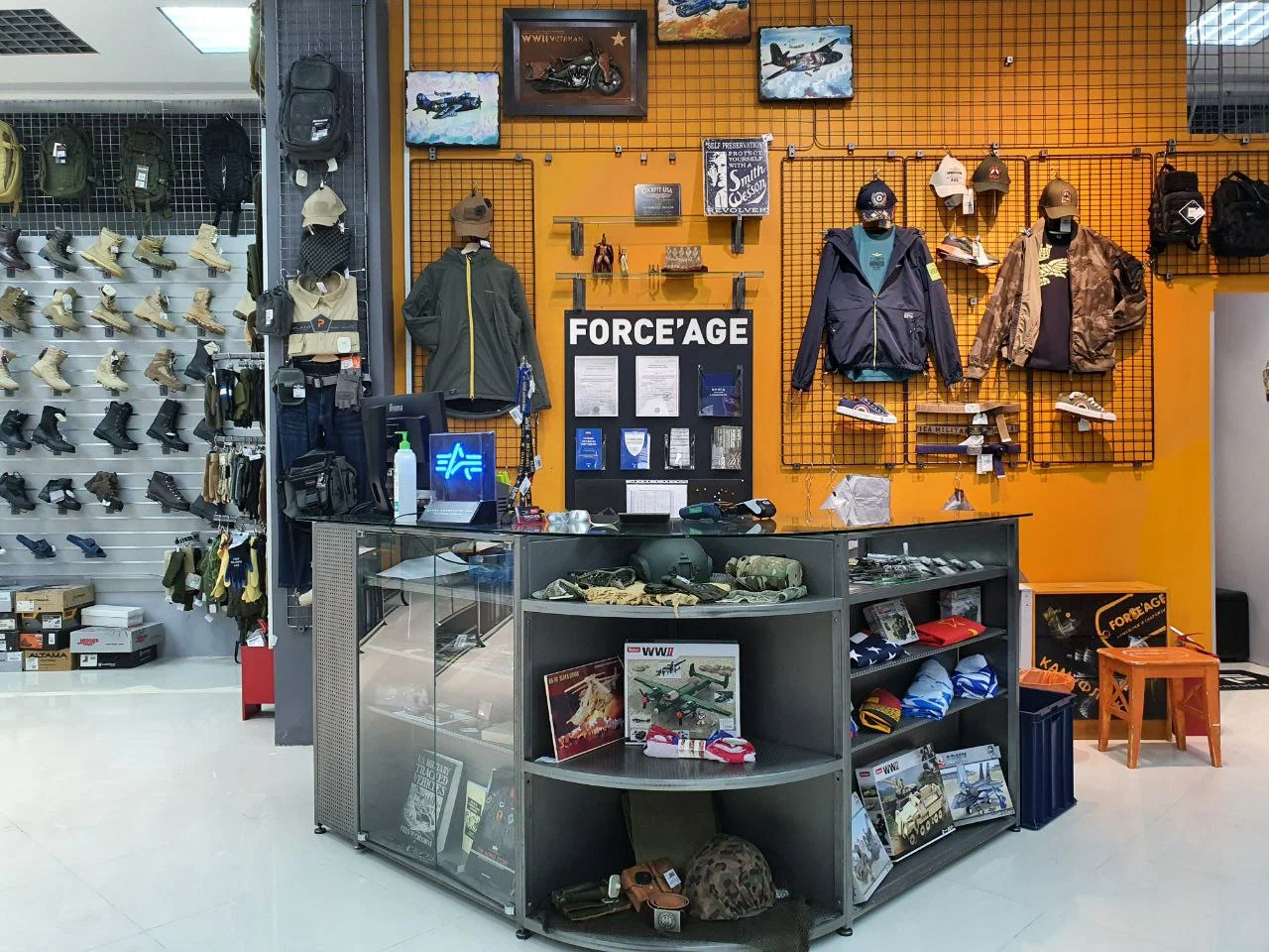 FORCE'AGE на Пражской